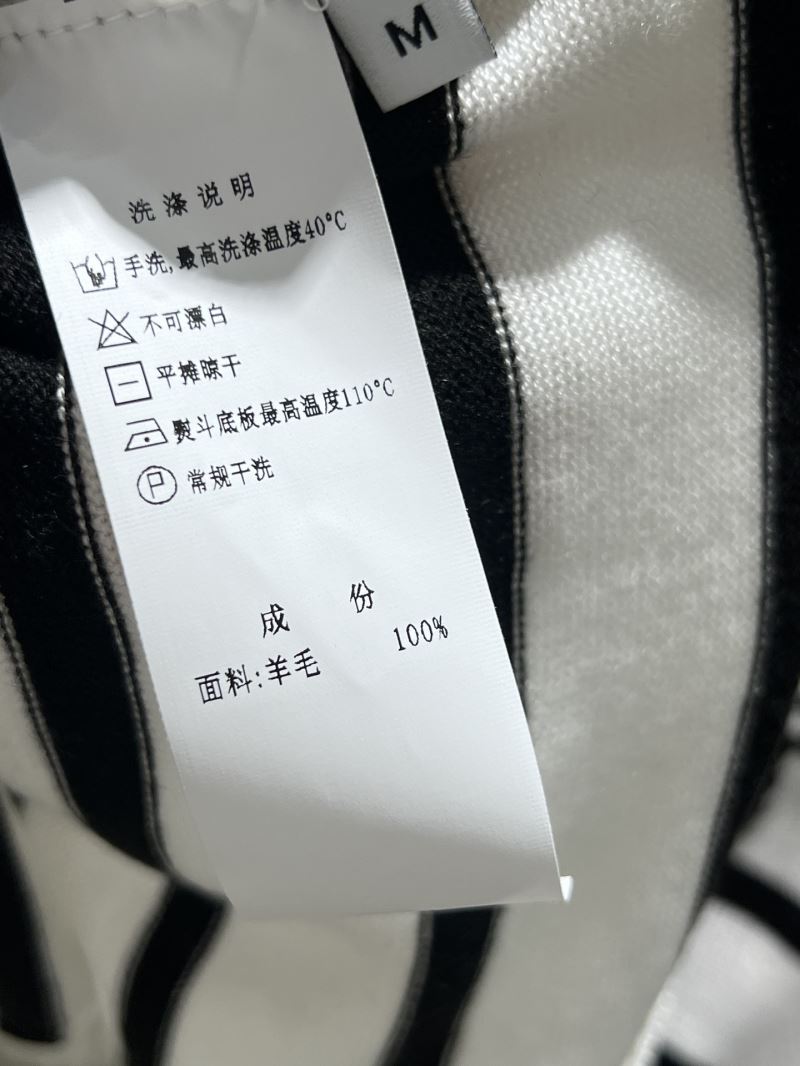 Unclassified Brand Outwear